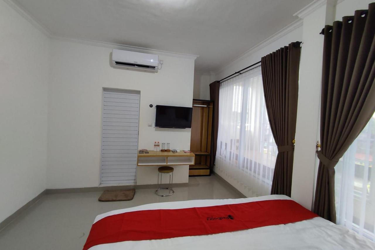 Reddoorz Near Rita Super Mall Purwokerto Hotel Exterior photo