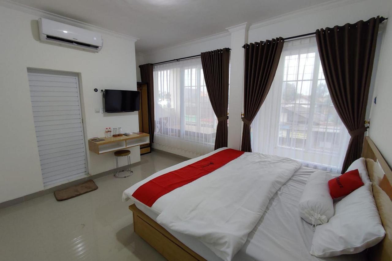 Reddoorz Near Rita Super Mall Purwokerto Hotel Exterior photo